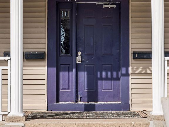5th image of 4129 Colfax Ave N
