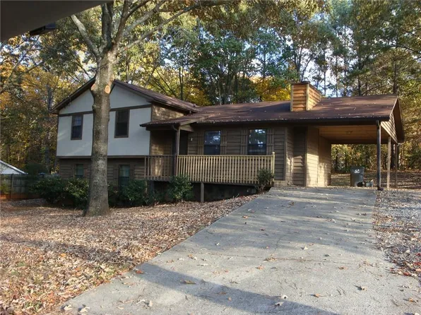 568 Russell Rd, Lawrenceville, GA 30043