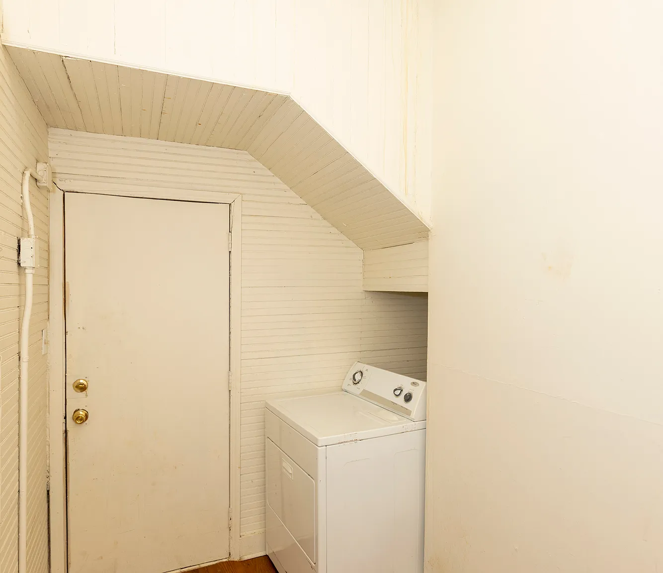 2 bed, 1100 sqft, $850 — Photo 4
