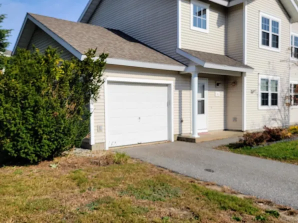 16 Forrestal Drive #16, Brunswick, ME 04011