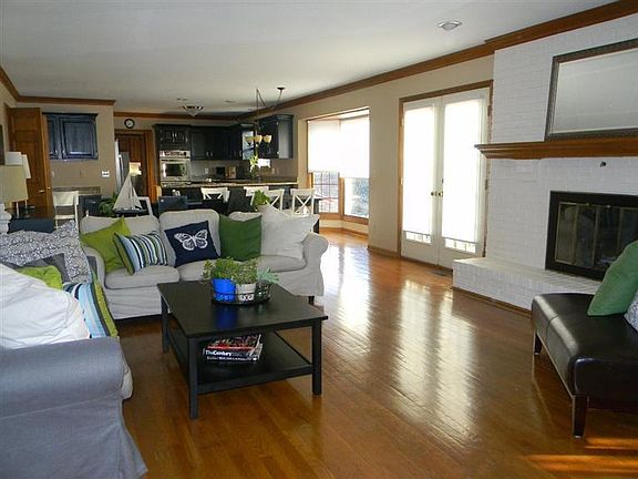 5th image of 9909 N Bay Pl