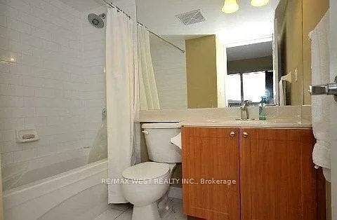 16 Dallimore Cir #403 — Photo 11