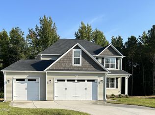 809 Twin Leaf Ct, Cameron, NC 28326