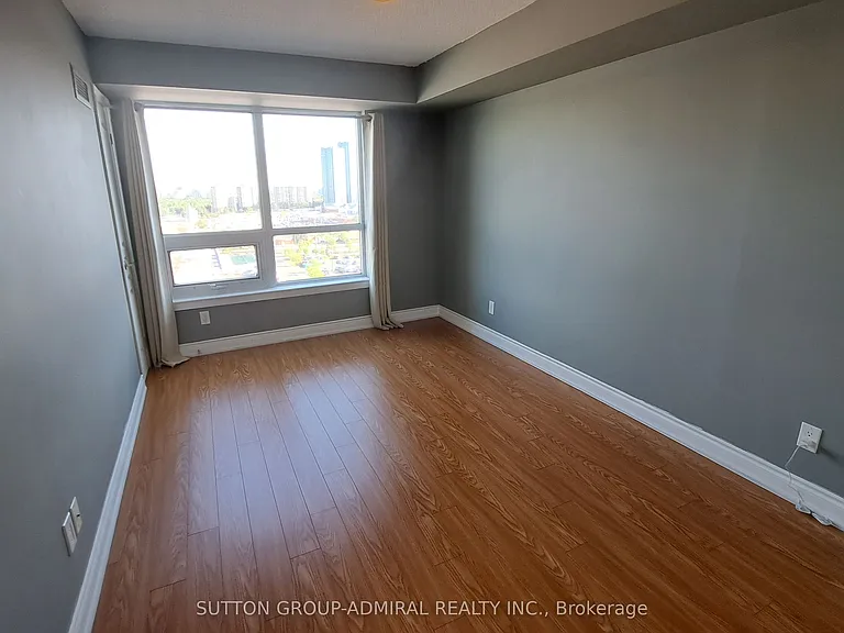 7 N Park Rd #1202 — Photo 10