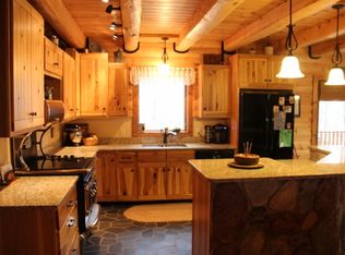 4531 34th St, Zeeland, MI 49464