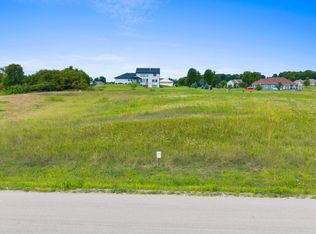 N205 Briarwood Ln, Fremont, WI 54940