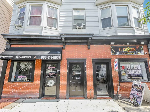 326 Kearny Avenue image 1 of 19