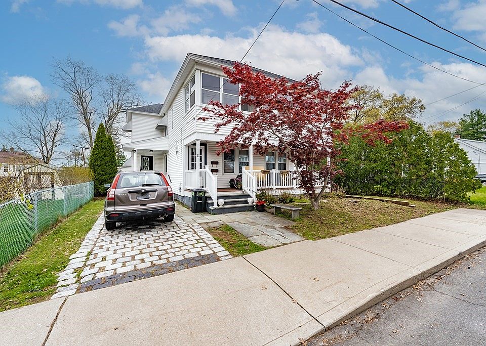 11 Greenwich St, Ludlow, MA 01056 Zillow