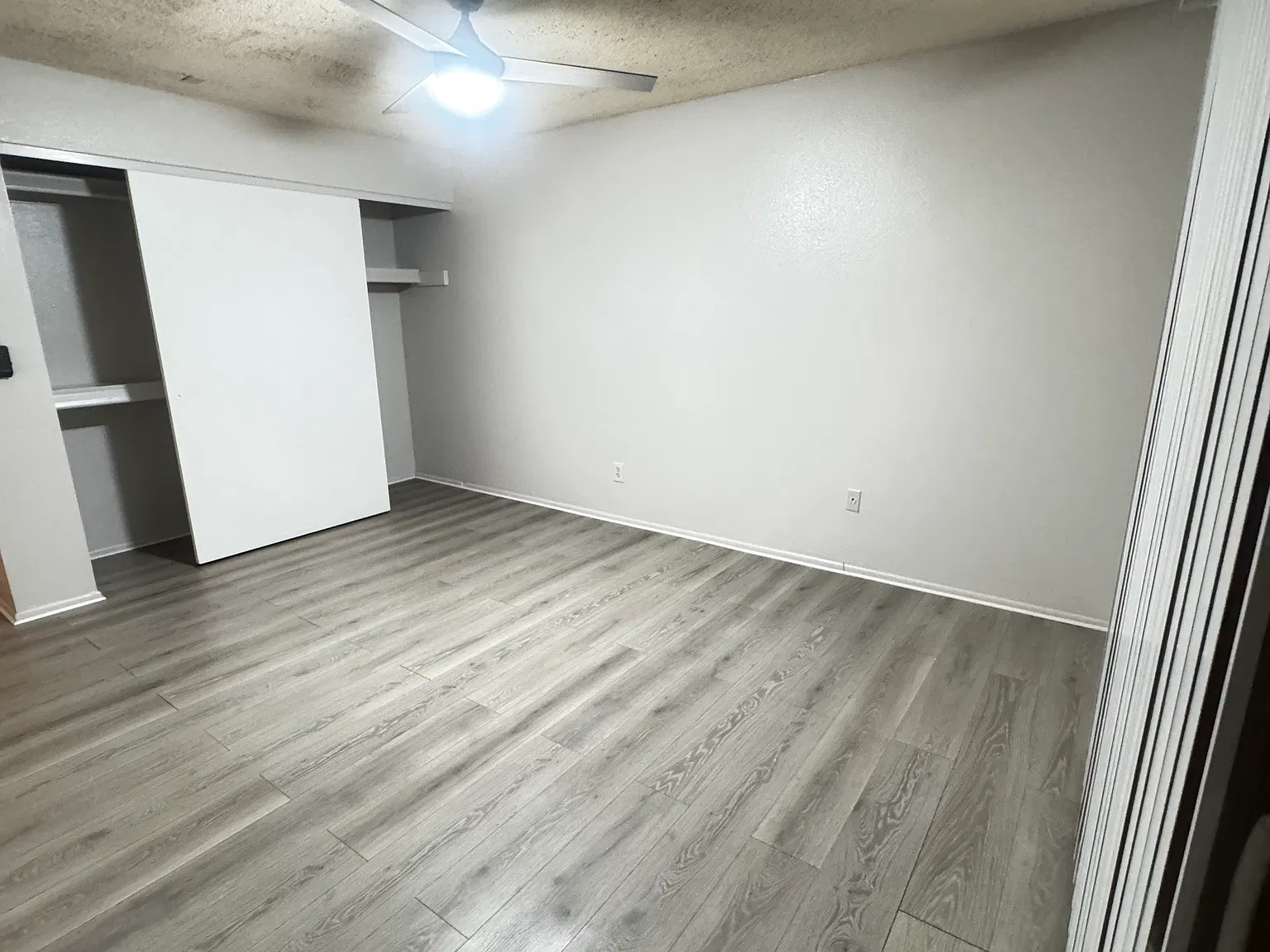 2 bed, 1120 sqft, $1,800 — Photo 4