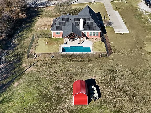 4th image of 2051 Florence Dr