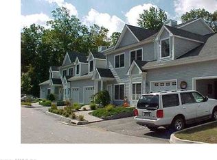 375 Allyn St UNIT 12, Groton, CT 06355