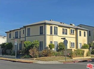320 S Edinburgh Ave, Los Angeles, CA 90048