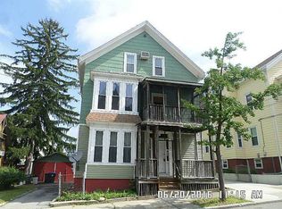 16 Woodbine St, Providence, RI 02906