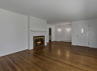 128 Warren Rd #1, Framingham, MA 01702