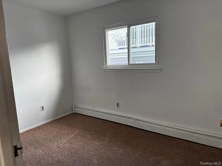 113 Maple Blvd #UPPER — Photo 6