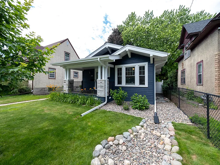 2916 Johnson St NE — Photo 30