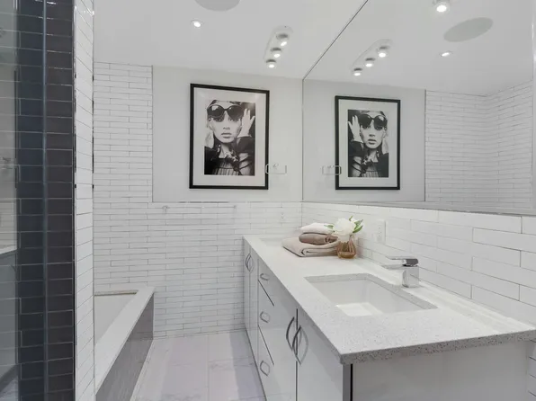 316 Park Avenue image 25 of 47