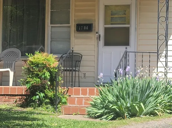 1704 Beatties Ford Rd, Charlotte, NC 28216