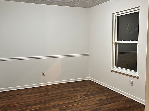 3rd image of 1334 Bellshire Terrace Dr