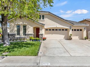 9701 McKenna Dr, Elk Grove, CA