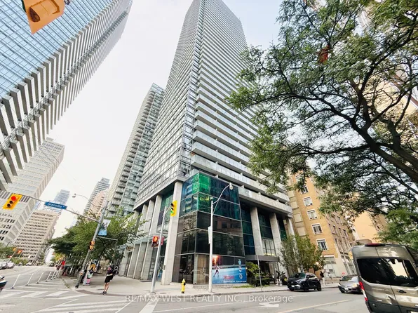 38 Grenville St #1203, Toronto, ON M4Y 1A5