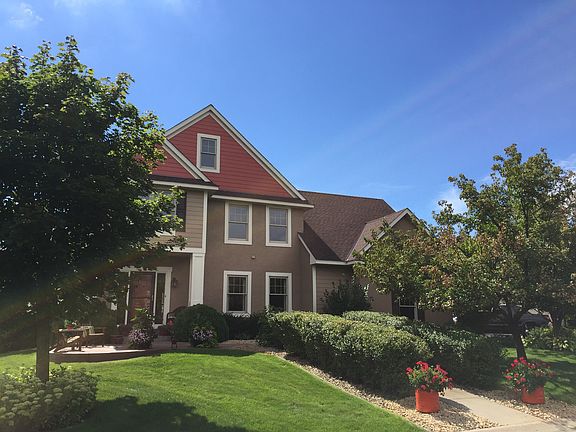 2nd image of 949 Sawyer Pl