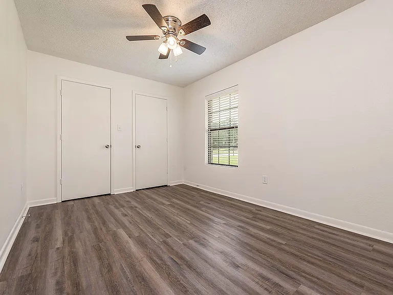2910 Jennifer Dr — Photo 15