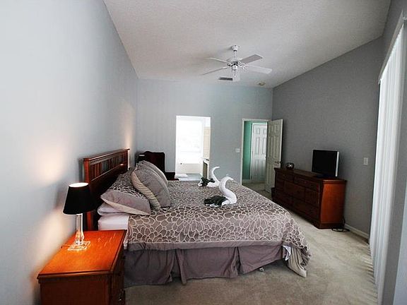 5th image of 215 Baypoint Dr