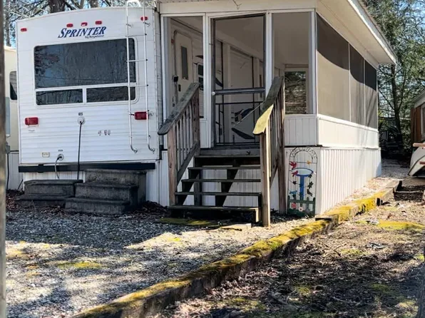 69 Hollow Log Trl, Crossville, TN 38572