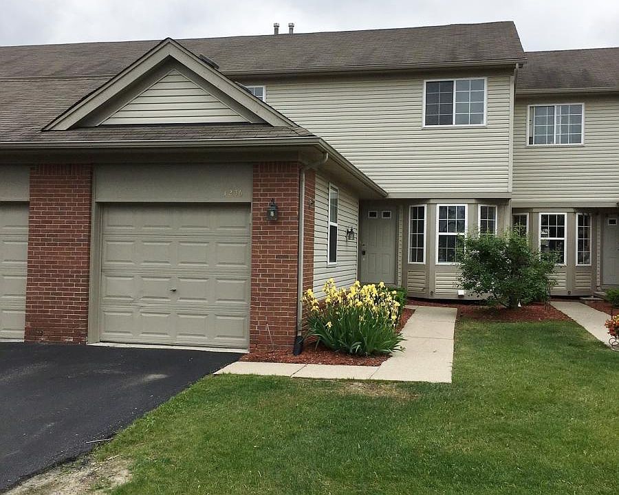 1st image of 1236 University Dr #1