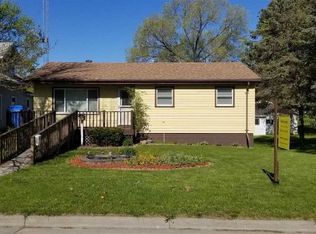 1115 Vine St, Wisconsin Dells, WI 53965