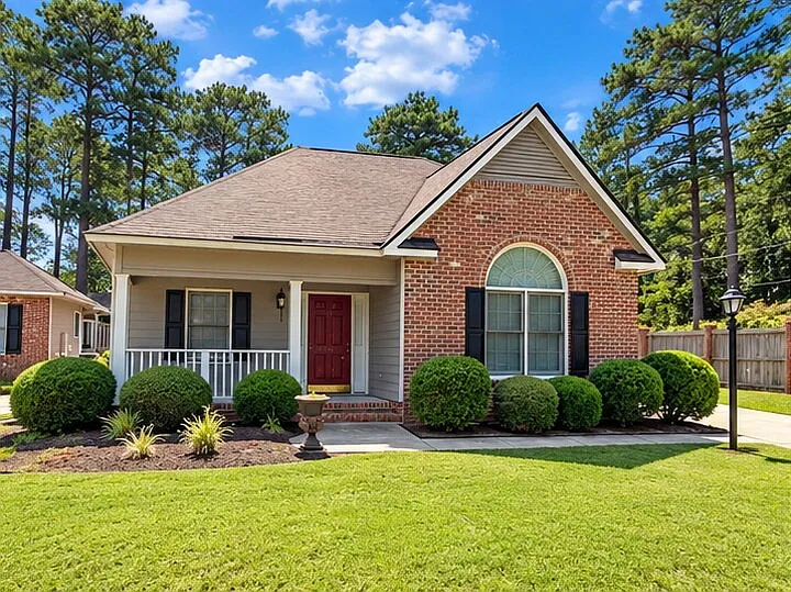 3 bed, 2.5 bath, 1530 sqft, $1,695 — Photo 3