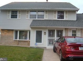 2077 Red Lion Rd, Philadelphia, PA 19115