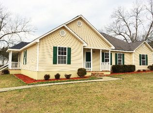 120 Den Dr, Orangeburg, SC 29118