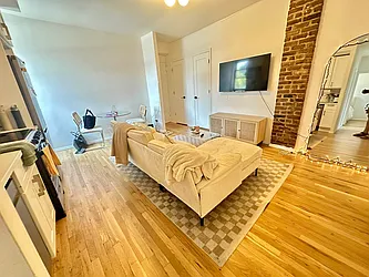 Rented by J PRESTON AND ASSOCIATES INC