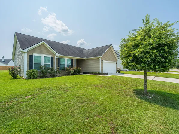 2017 Bridlewood Farms Pkwy, Ridgeville, SC 29472