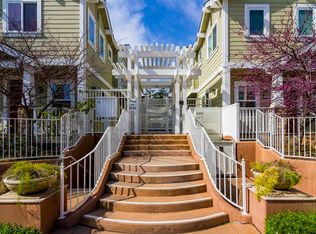 1130 Boranda Ave, Mountain View, CA 94040