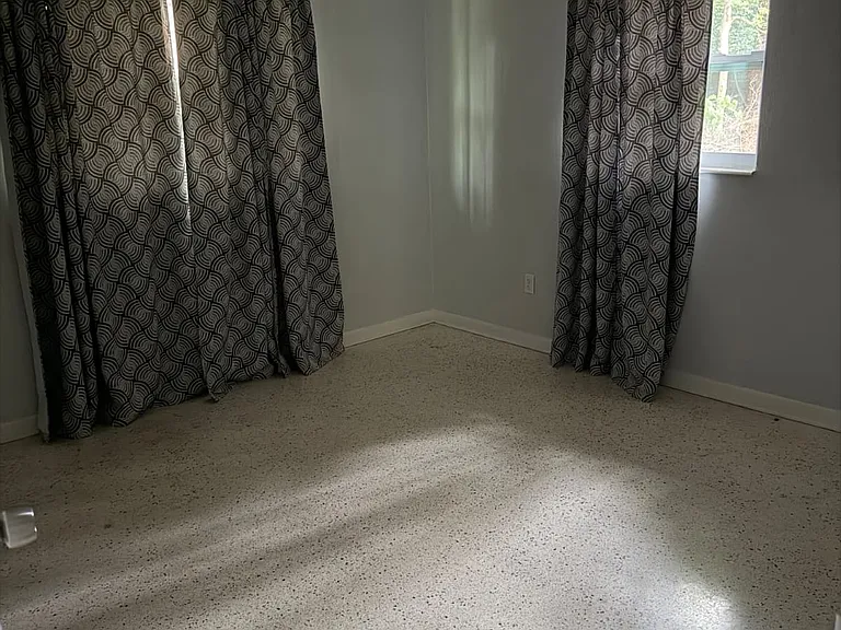 6000 E Lynn St — Photo 9
