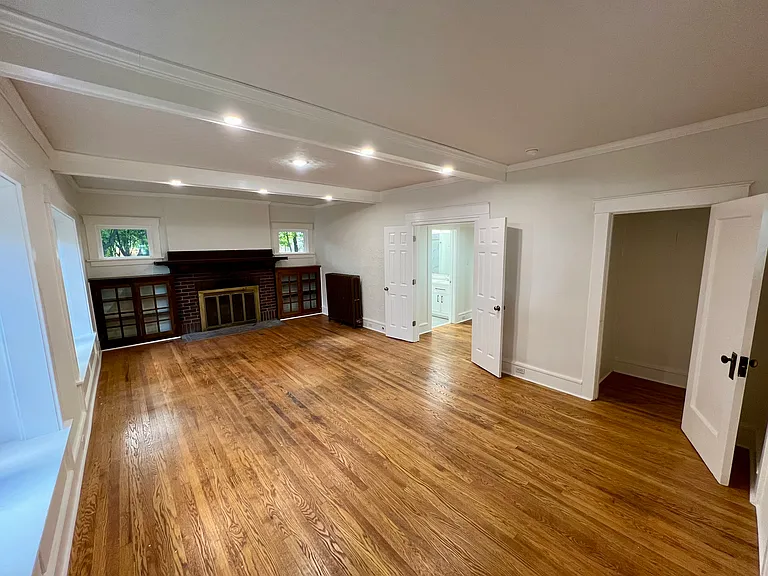 114 Gorland Ave #1 — Photo 7