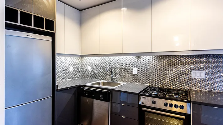 Rented by Nooklyn NYC LLC | media 50