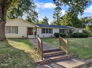 111 Rooks Dr, Brownsville, TN 38012
