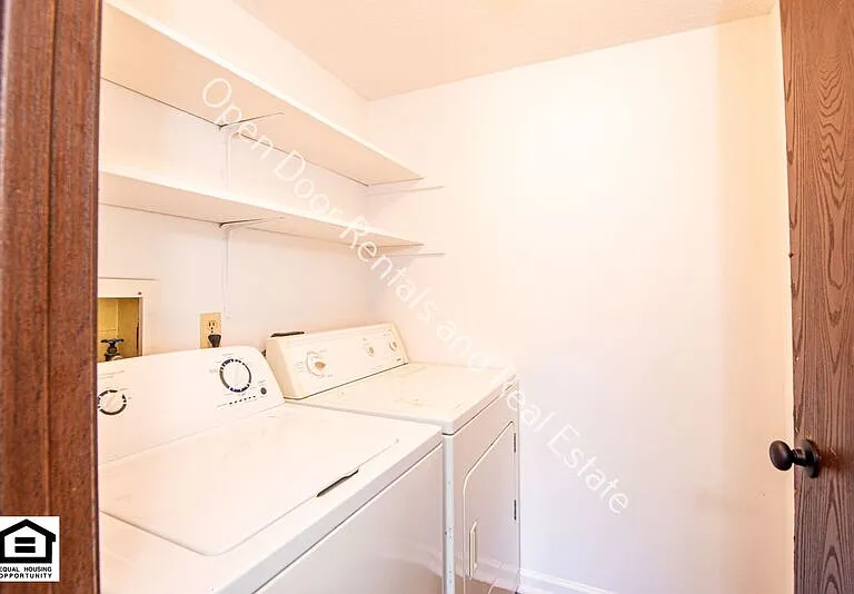 5214 Vermont Ln — Photo 11