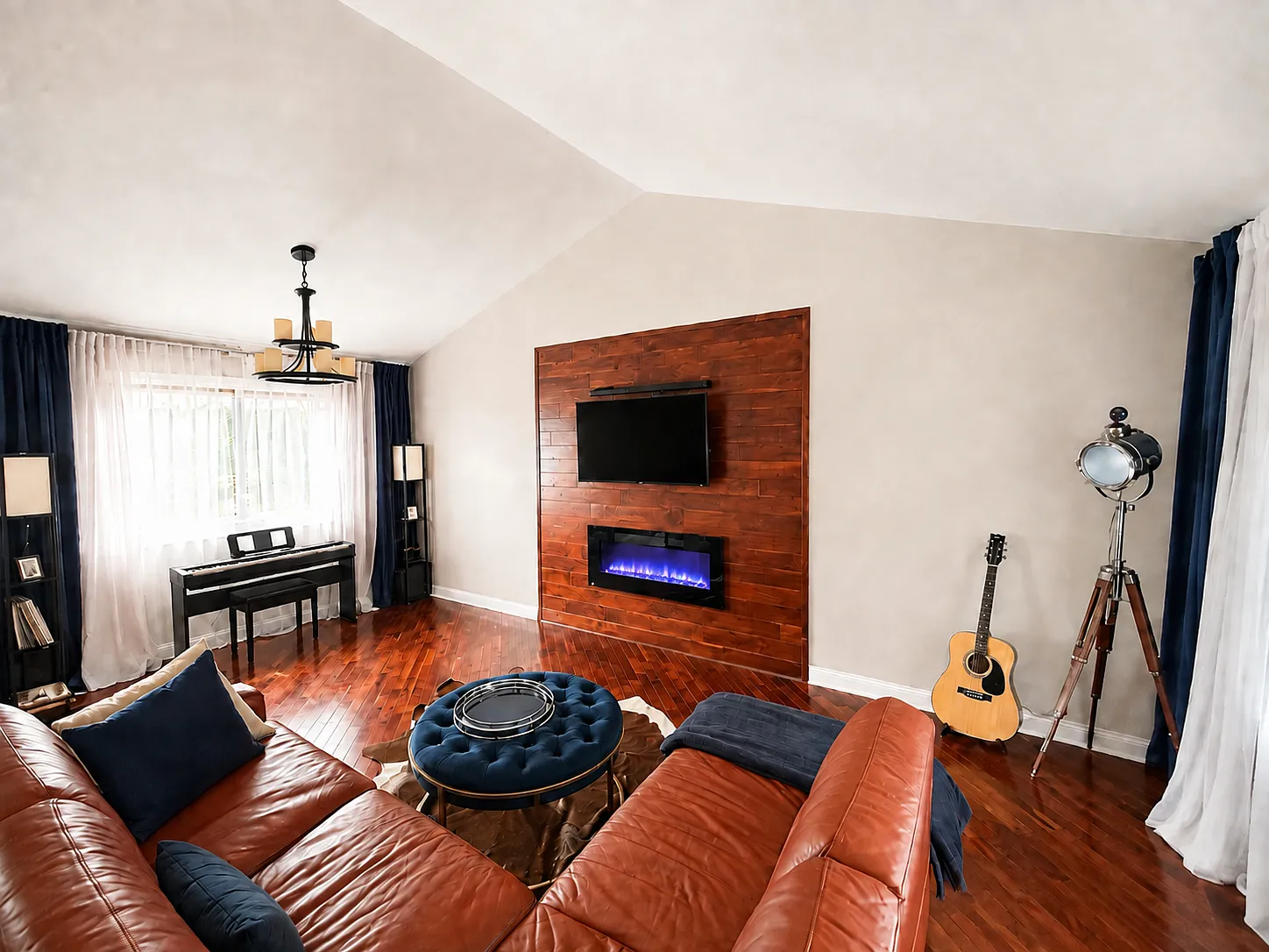 3 bed, 1.5 bath, 1320 sqft, $3,400 — Photo 3