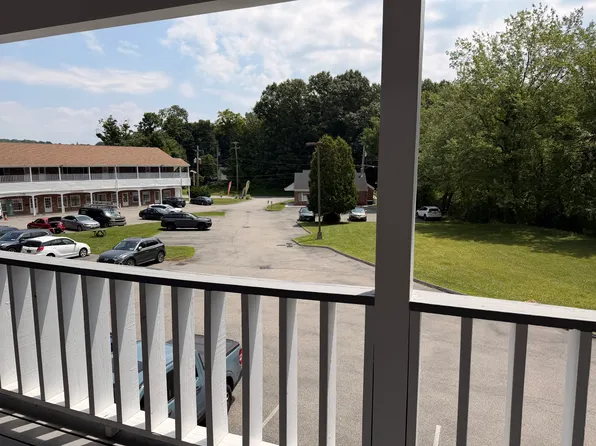 531 Route 52 APT 8, Carmel, NY 10512