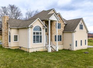 107 Breeze Hill Road, New Hampton, NY 10958