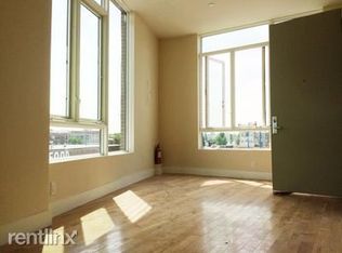 193 Greenpoint Ave, Brooklyn, NY 11222
