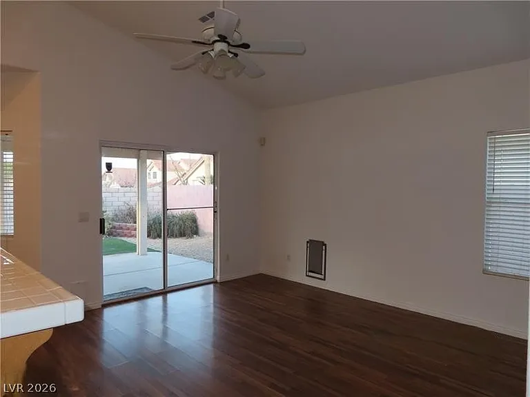 676 Hitchen Post Dr — Photo 10