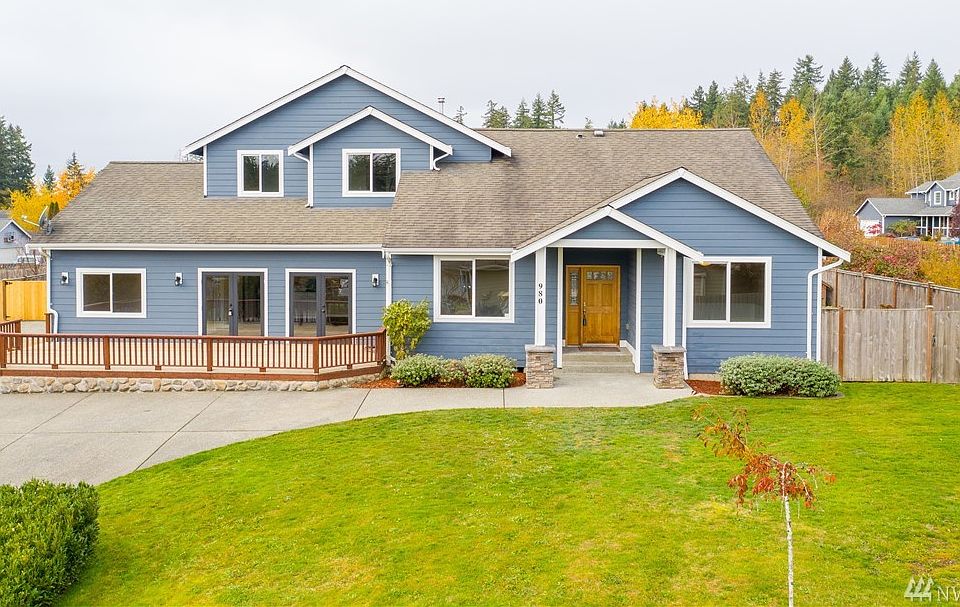 1st image of 980 Erin Ln W