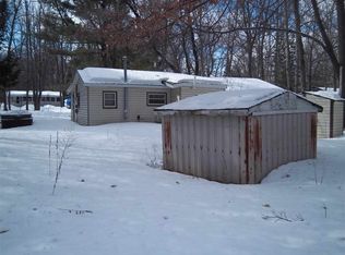 4050 Oak Hill Dr, Harrison, MI 48625
