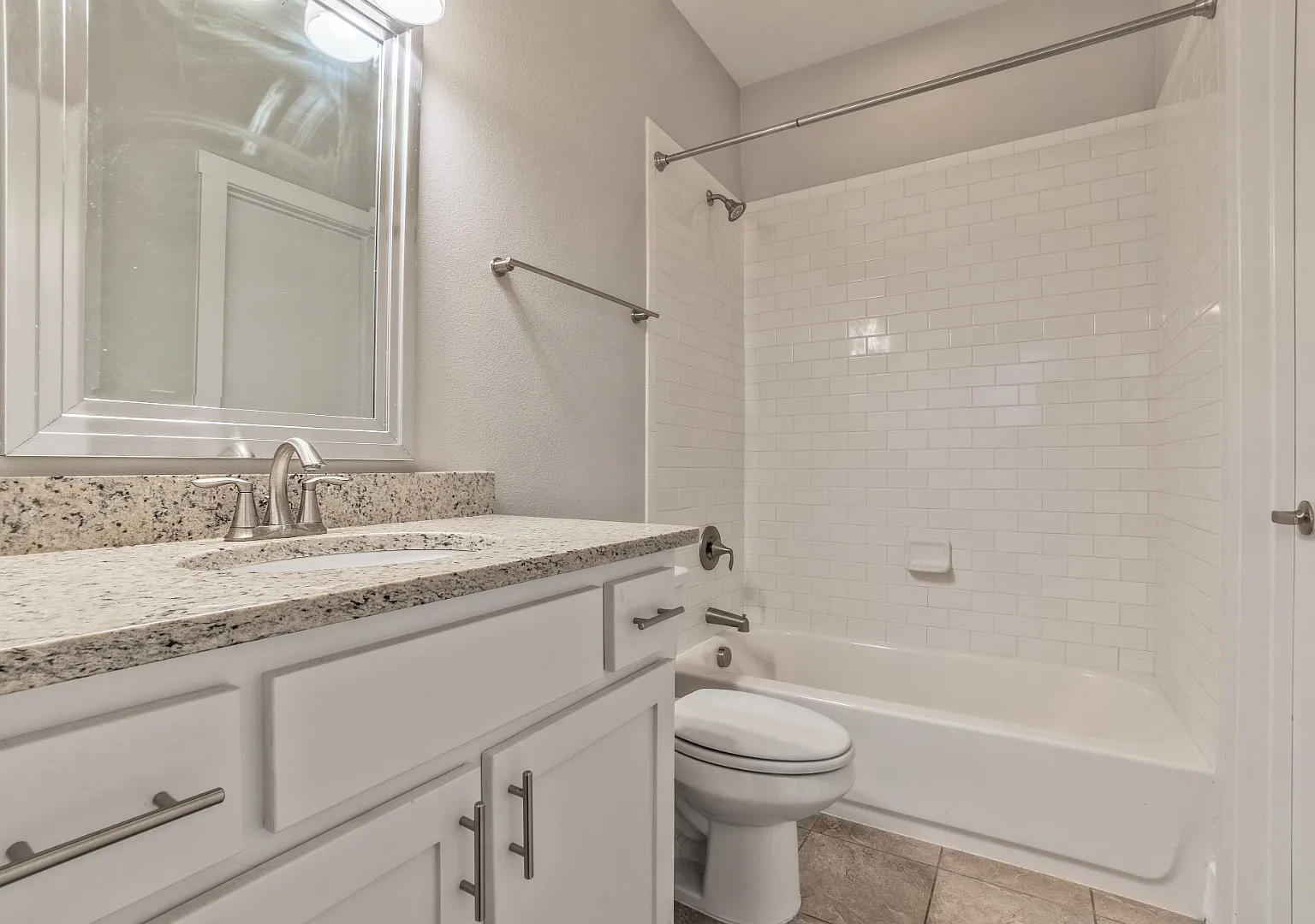 2 Bed Townhome in Lower Greenville — Photo 4
